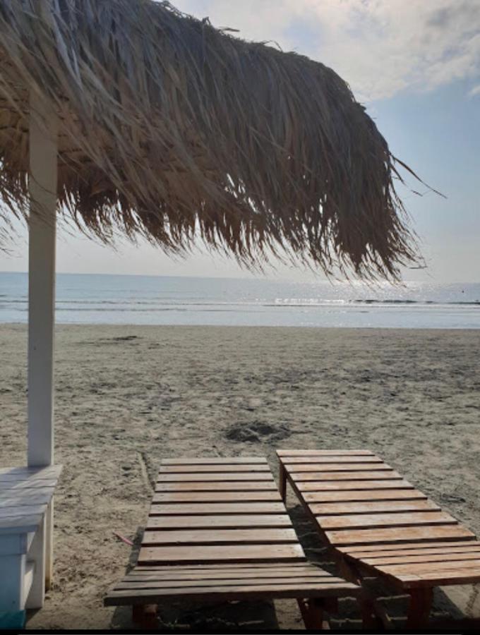 Casa Eric Villa Navodari Bagian luar foto